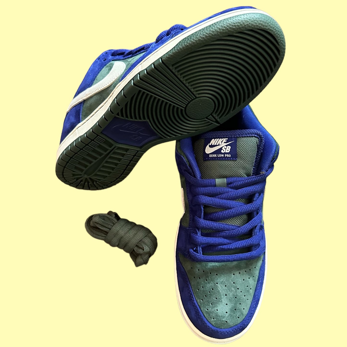 SB Dunk Low Pro Deep Royal Blue
