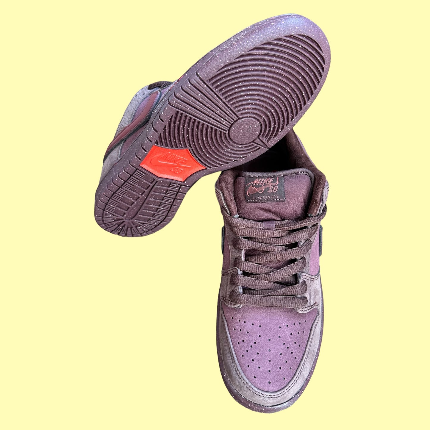 SB Dunk Low City Of Love Burgundy Crush
