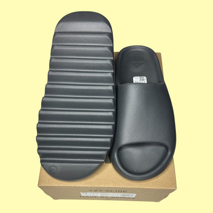 Yeezy Slide Granite
