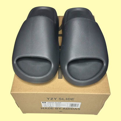 Yeezy Slide Granite