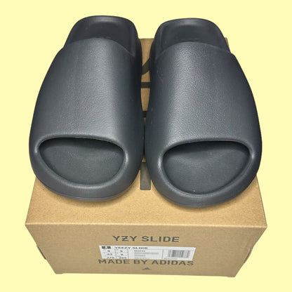 Yeezy Slide Slate Grey