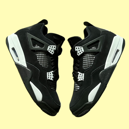 Jordan 4 Retro White Thunder