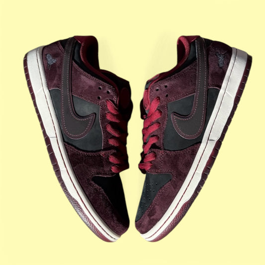 SB x Riot Dunk Low