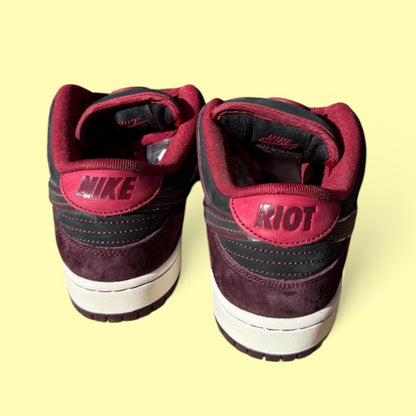 SB x Riot Dunk Low